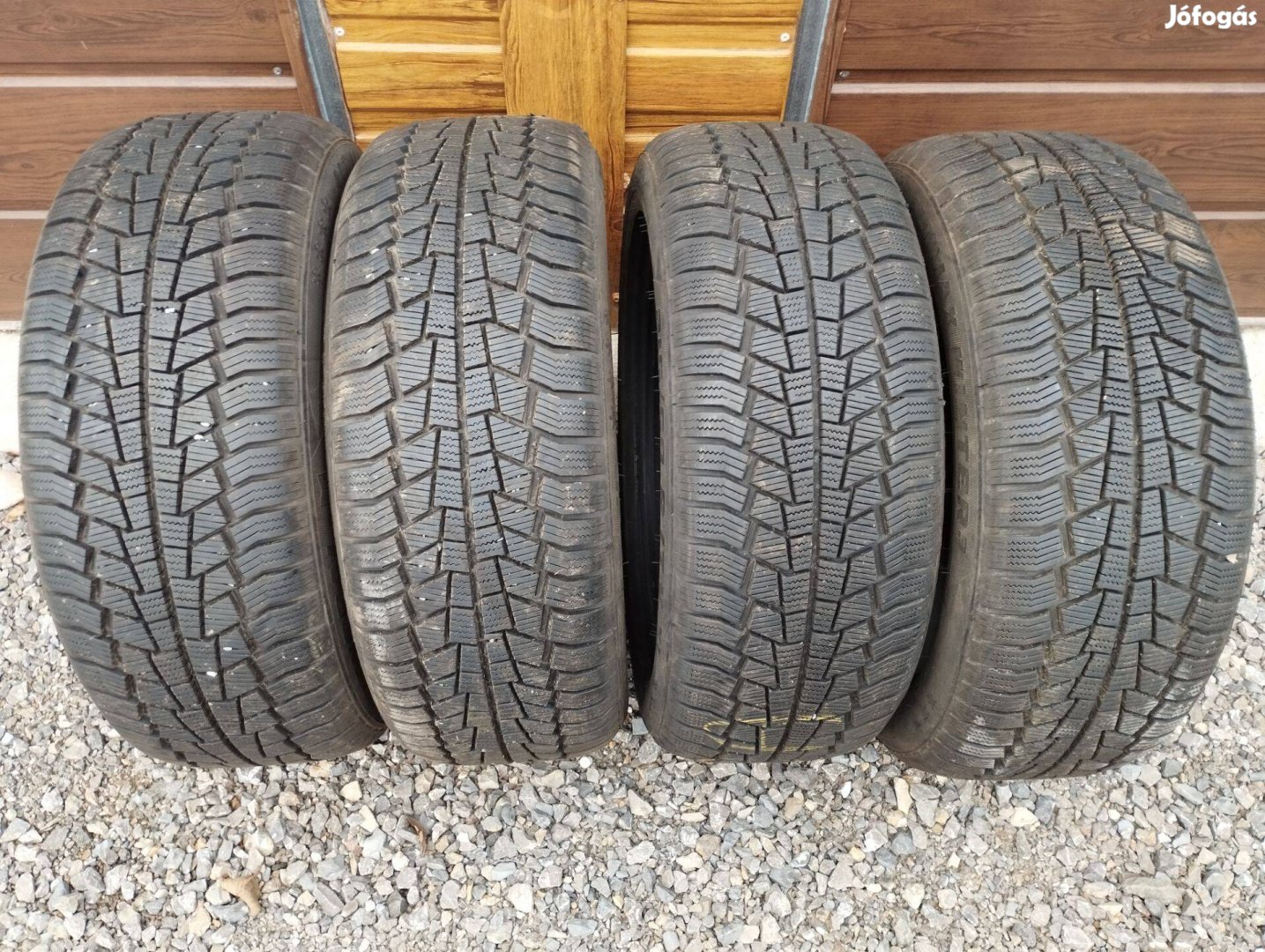 215/50 17R general tire téli gumi garnitura
