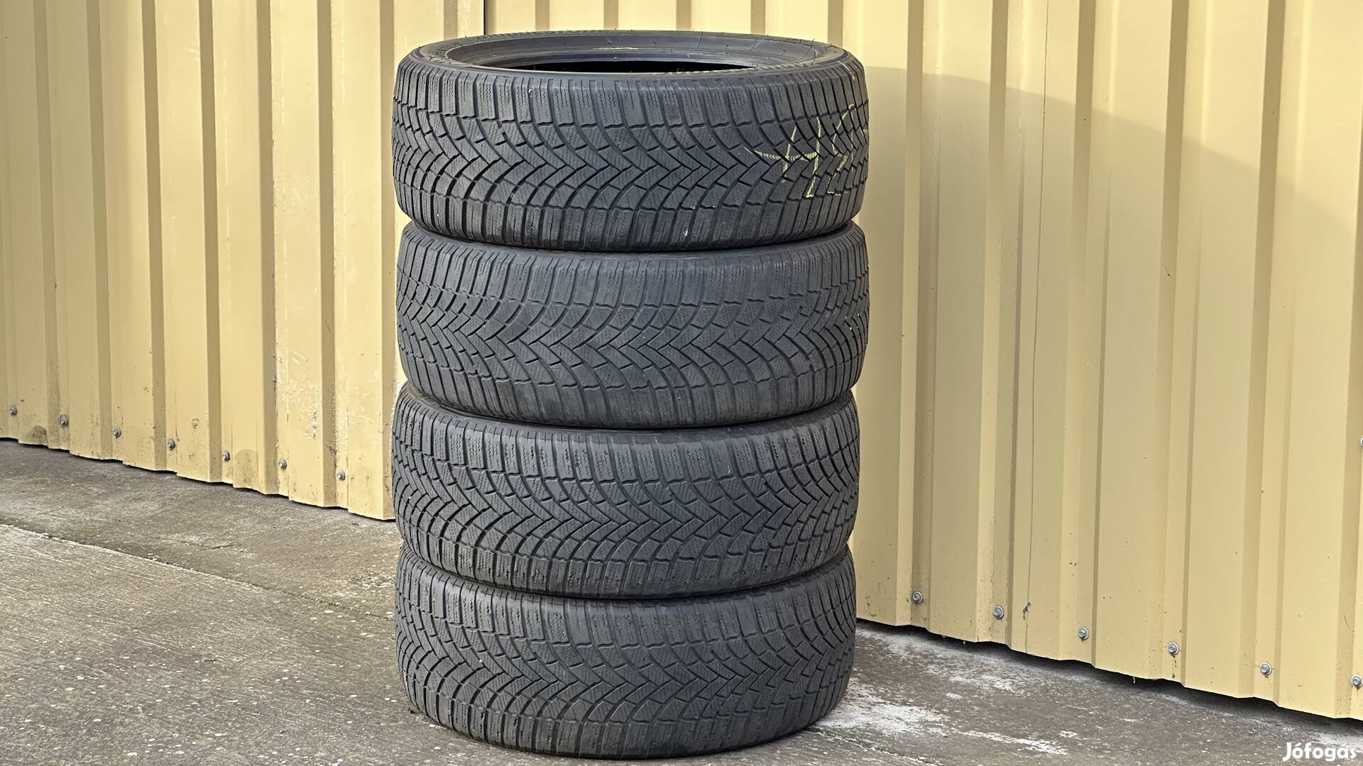 215/50 R17 Bridgestone téli gumi