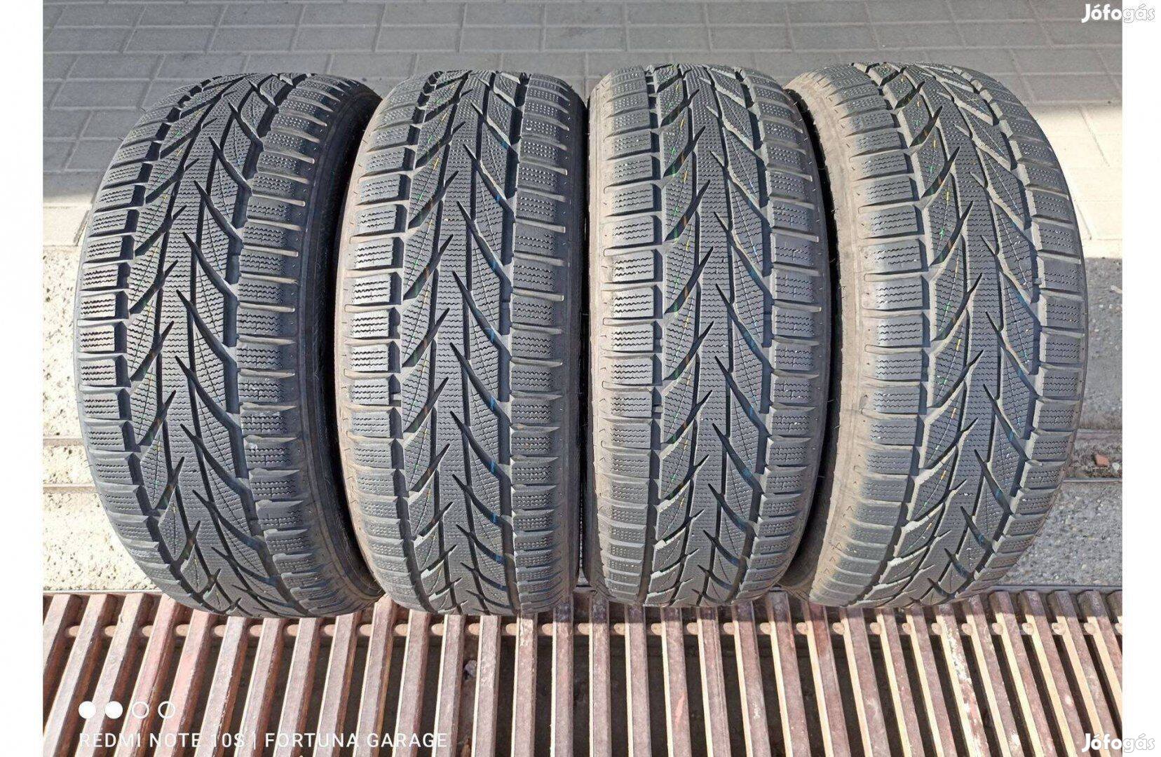 215/50 R18" Toyo Snowprox újszerű téli garnitúra