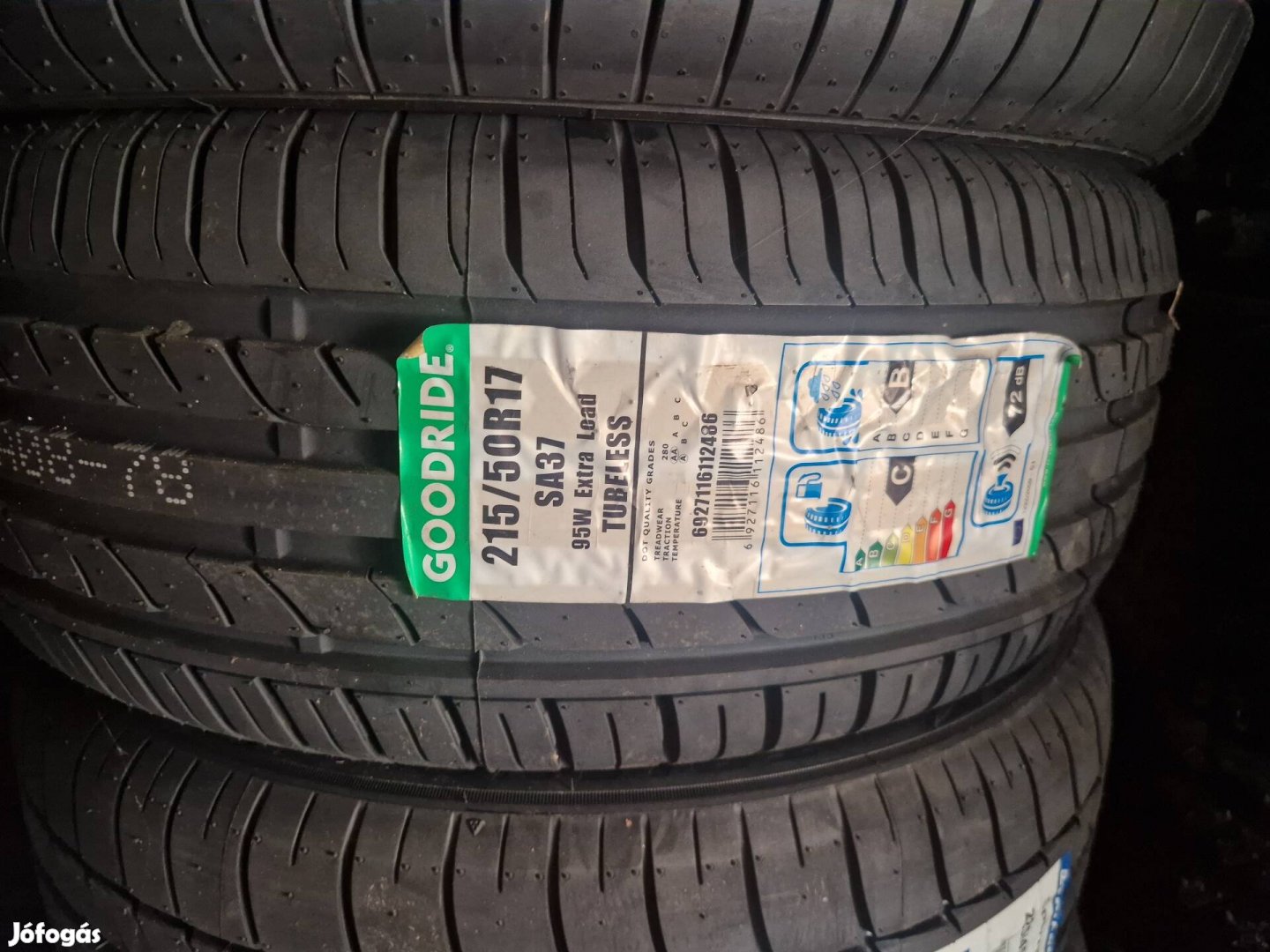 215/50r17 Goodride új nyarigumi 1db