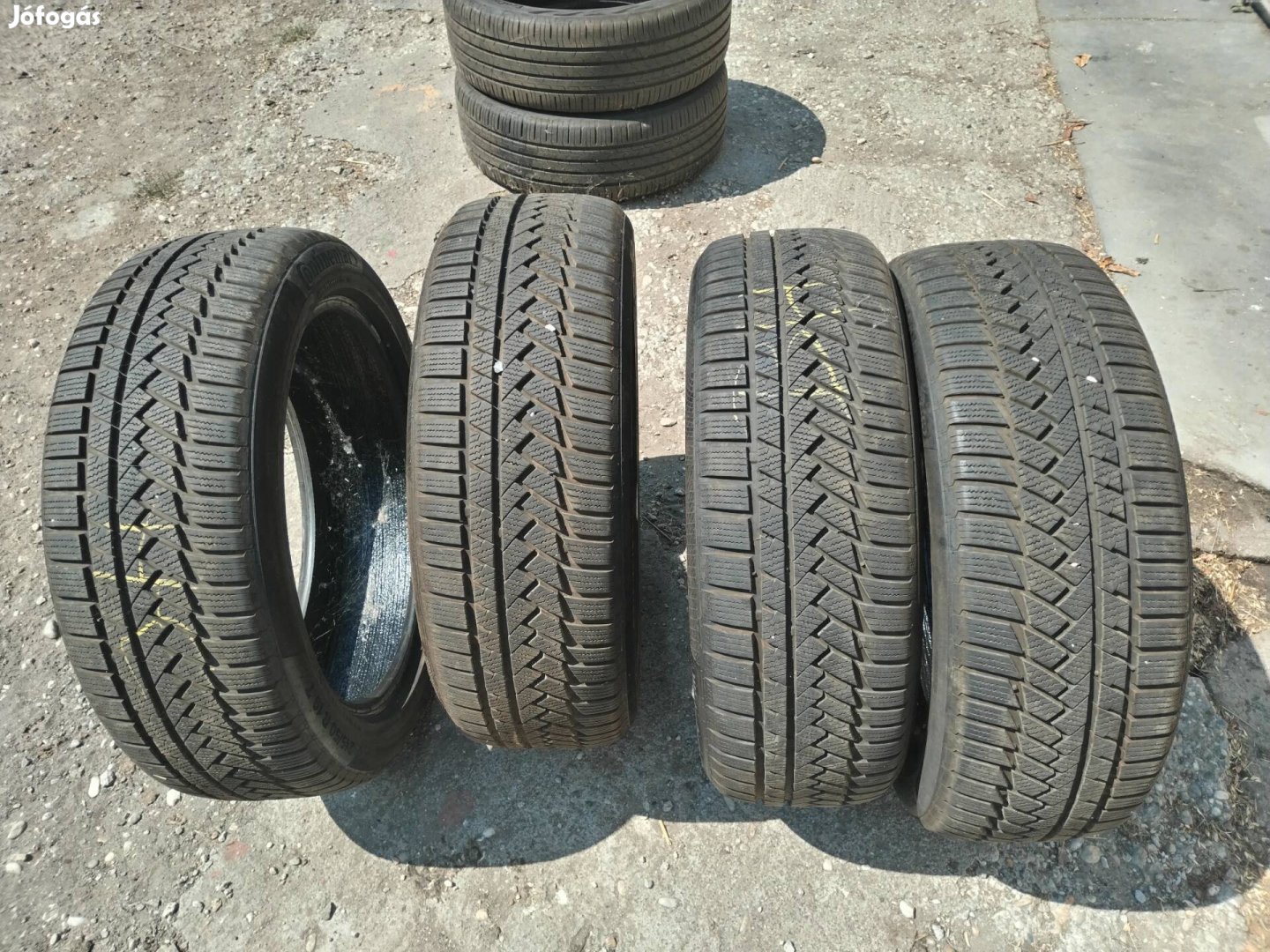 215/50r19 téligumi