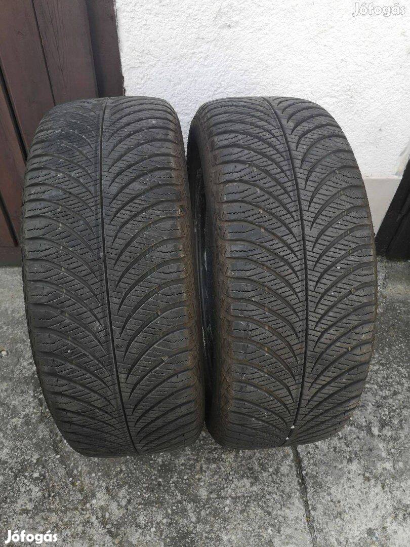 215/55R17 2db négyévszakos goodyear gumi