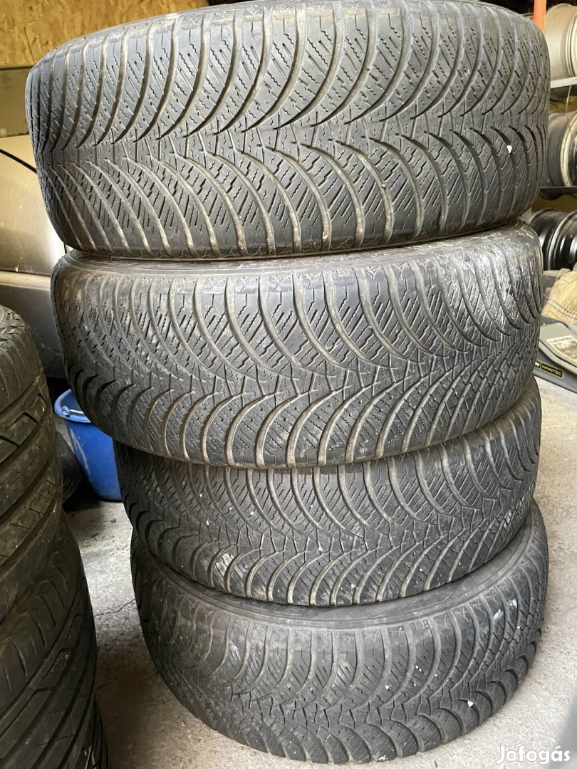 215/55R17 4 évszakos gumik