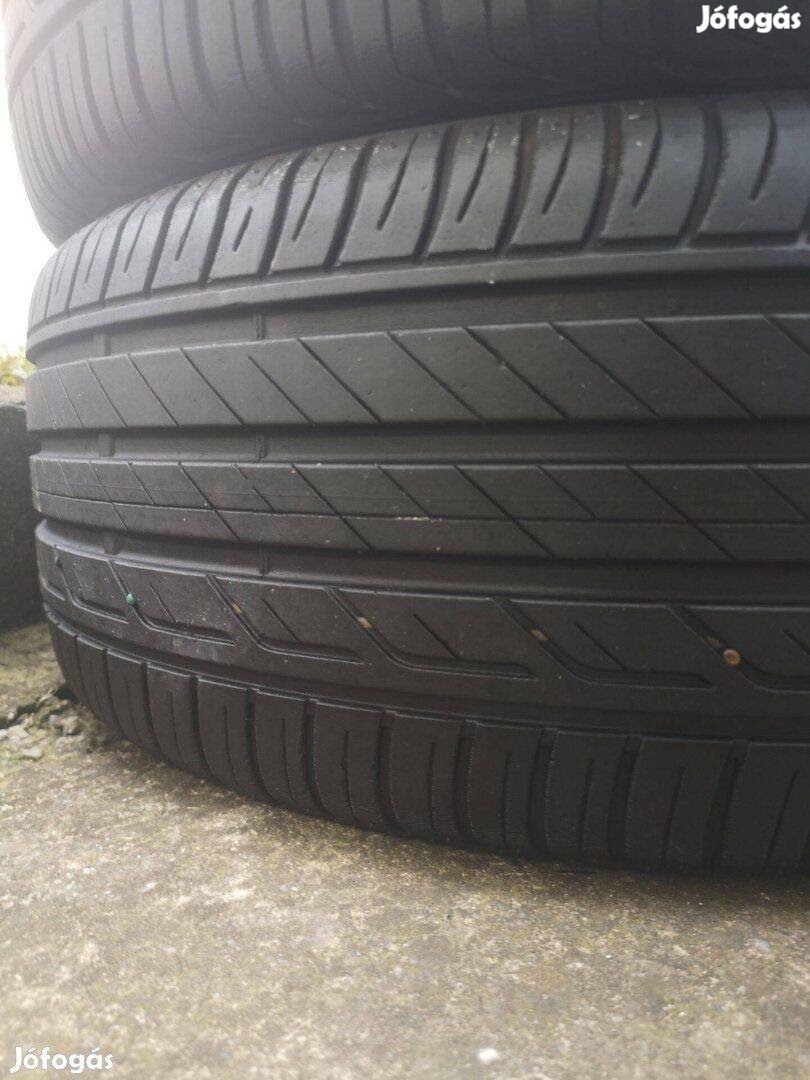 215/55R17 60e/4db bridgestone nyári gumi olcsón