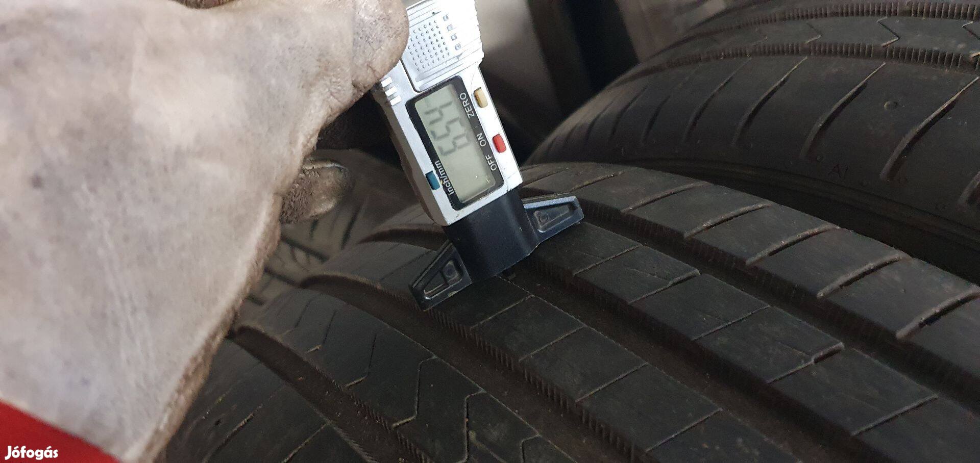 215/55R17 Hankook nyári gumi