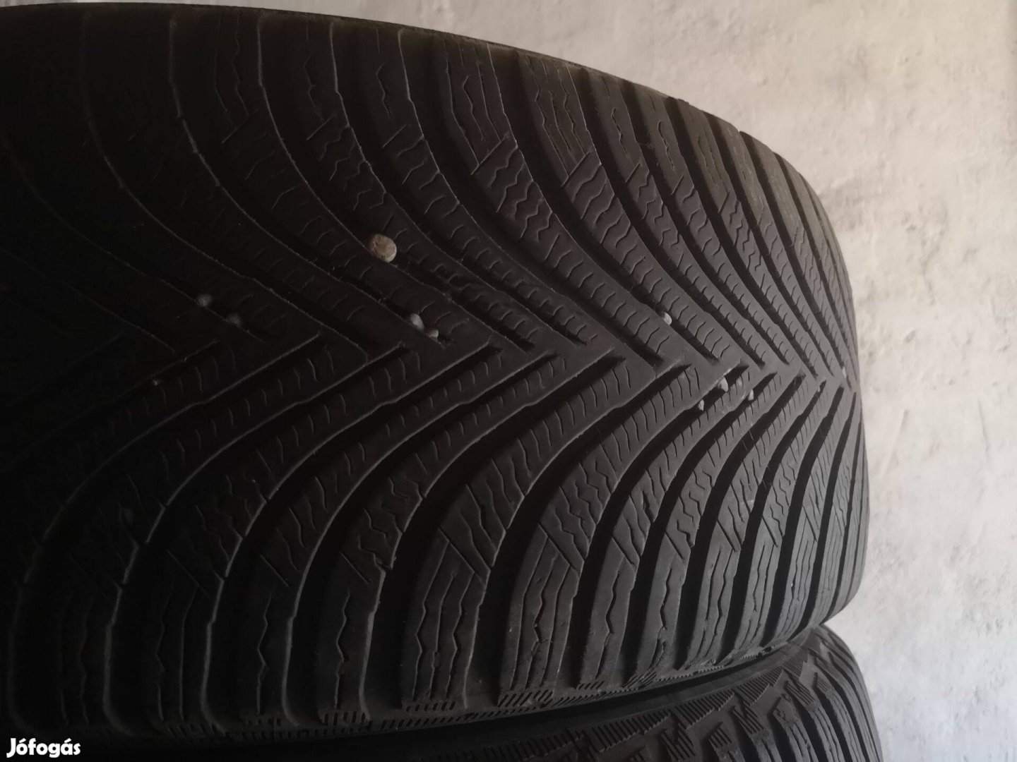 215/55R17 Michelin Alpin téligumik