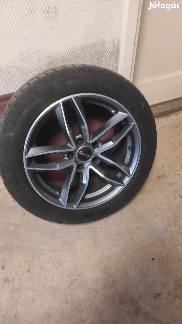 215/55R17 Pirelli téligumi felnivel 7mm futóval Skoda, VW