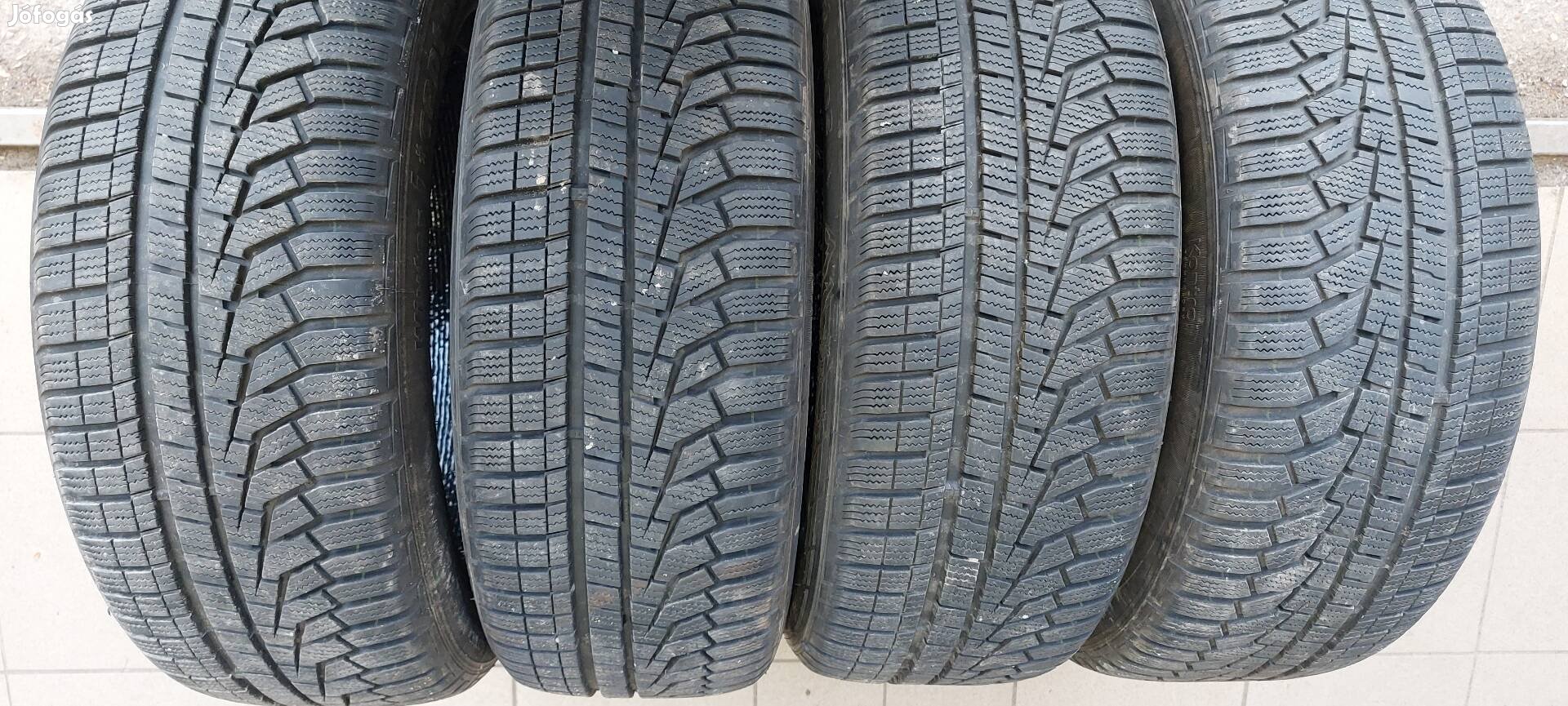 215/55R17" Hankook winter Icept 