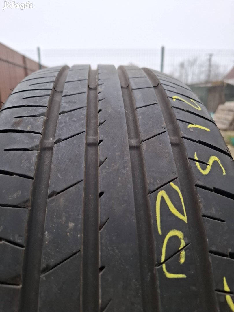 215/55R18 Bridgestone Nyári garnitúra 7mm