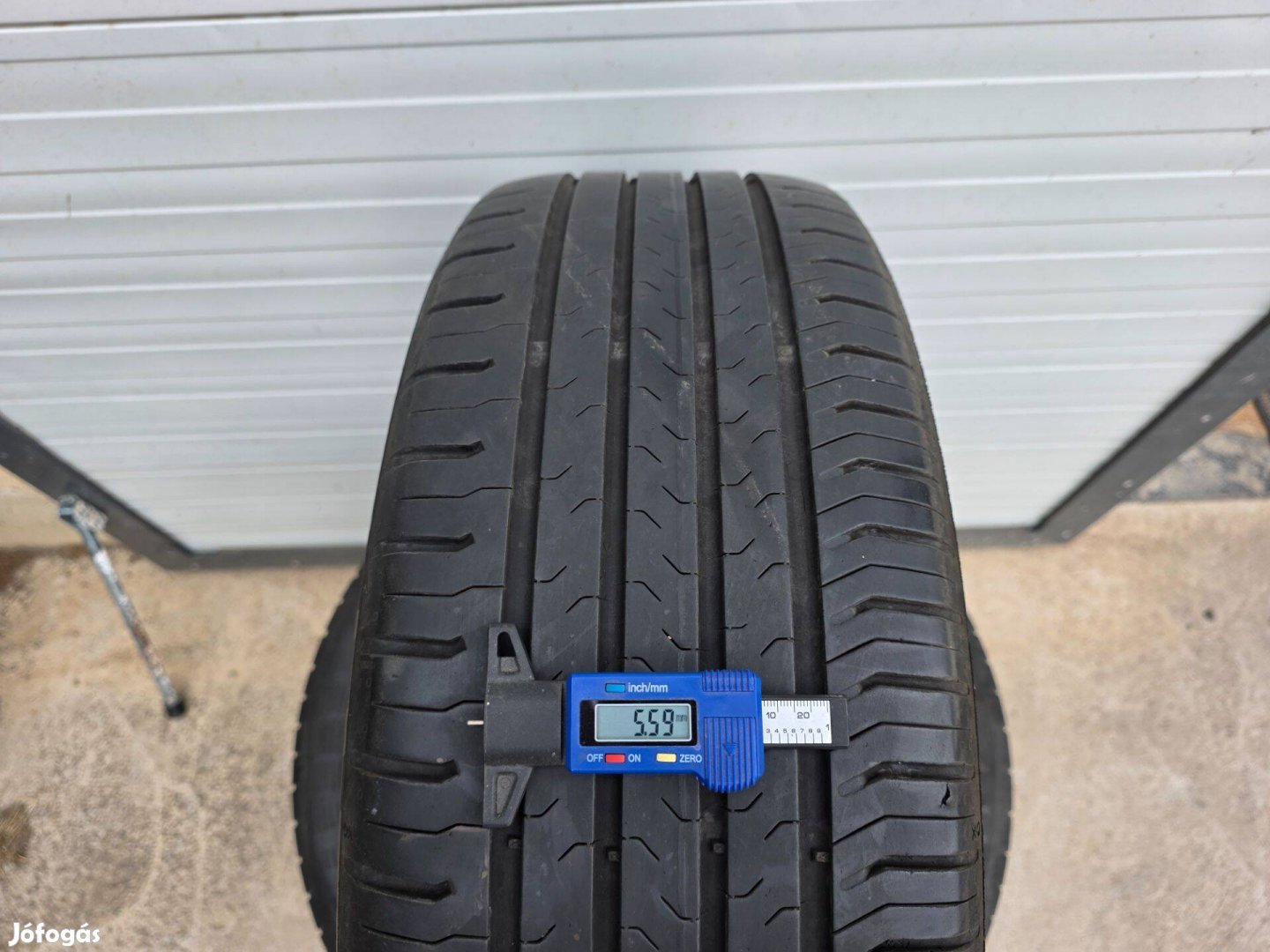 215/55R18 Continental garnitúra nagyon jó állapotban eladó!