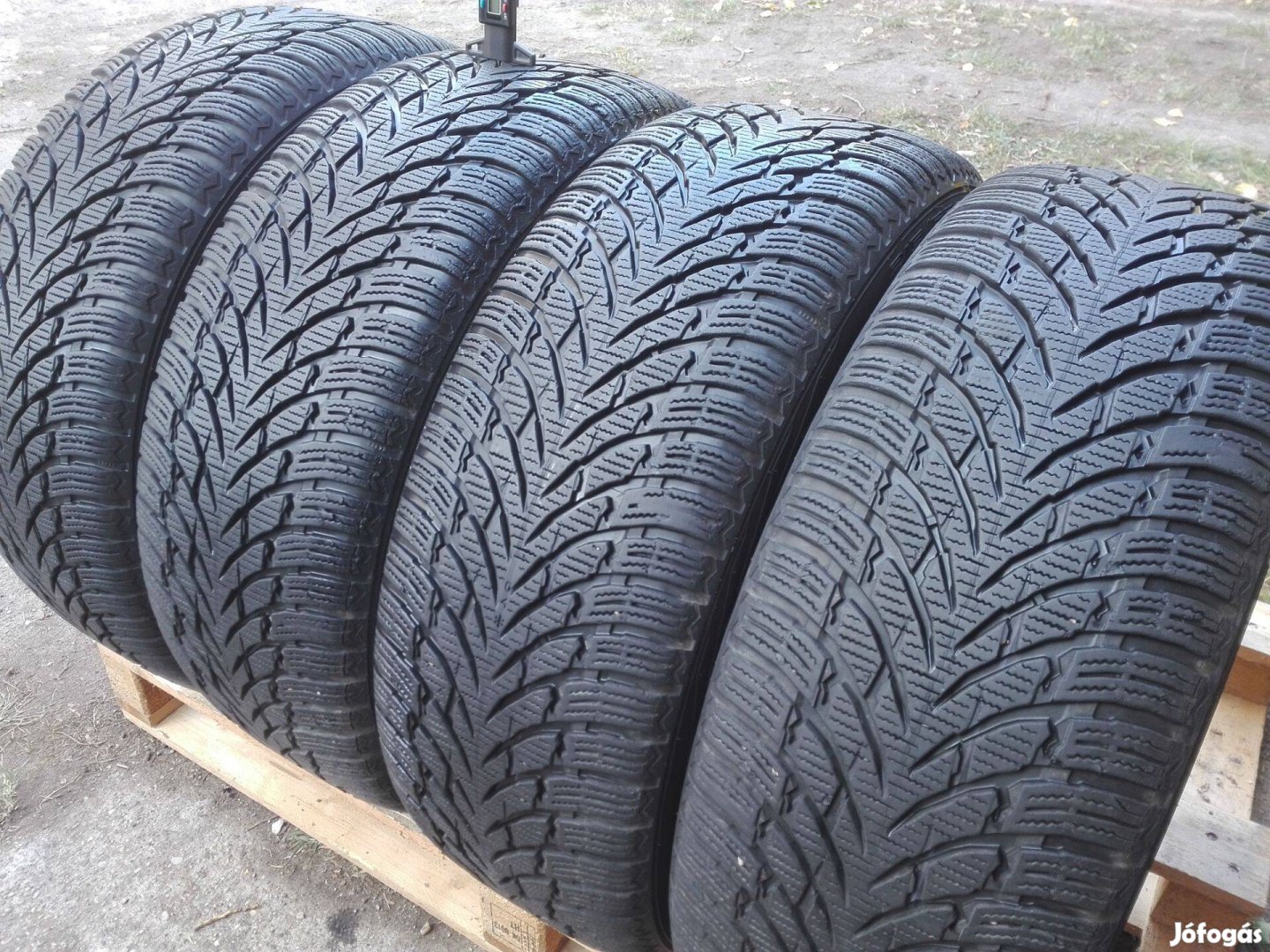 215/55R18 Nokian téli gumi garnitúra 215/55 r18