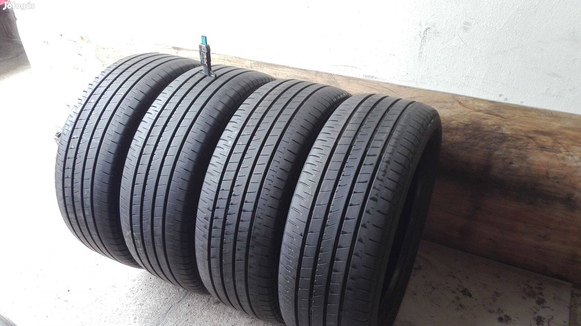 215/55R18 váltómérete 225/50R18 Bridgestone RFT nyári gumi garnitúra