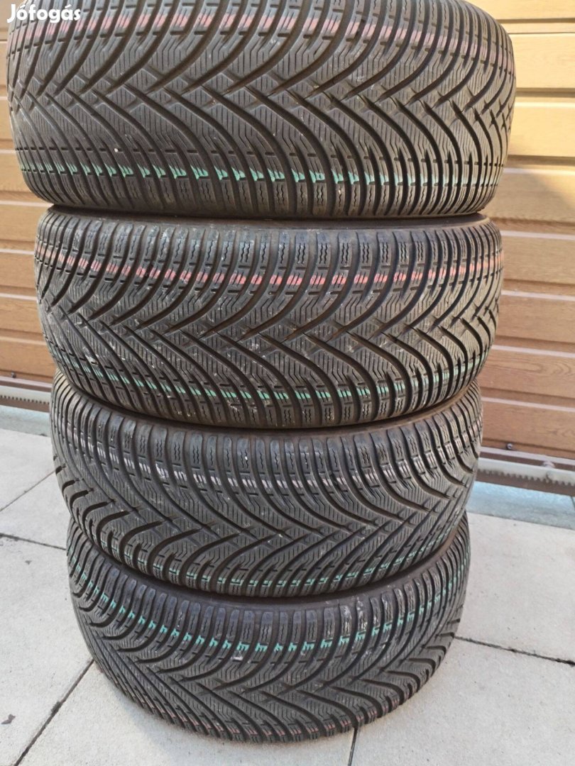 215 55 17 bfgoodrich 215/55 R 17 téli gumi garnitura