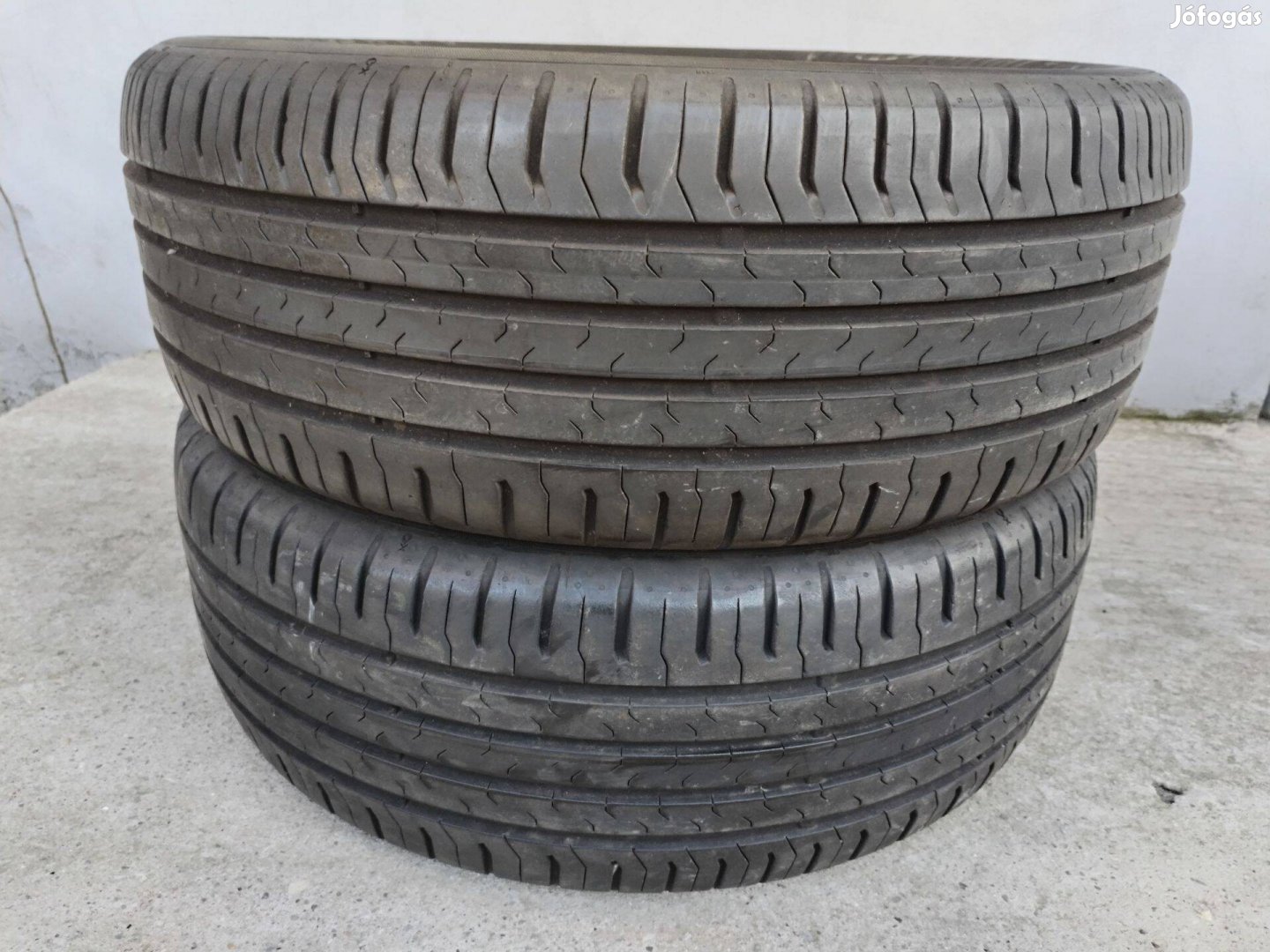 215 55 17 continental nyári gumi 2 db