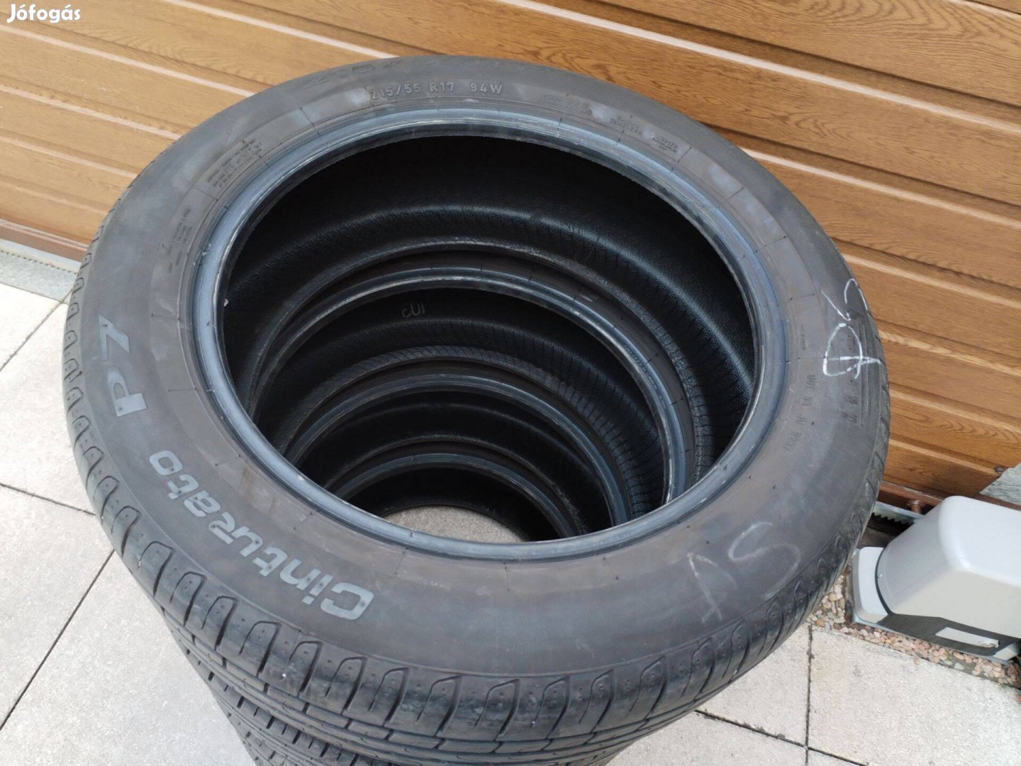 215 55 17 pirelli nyári gumi garnitura