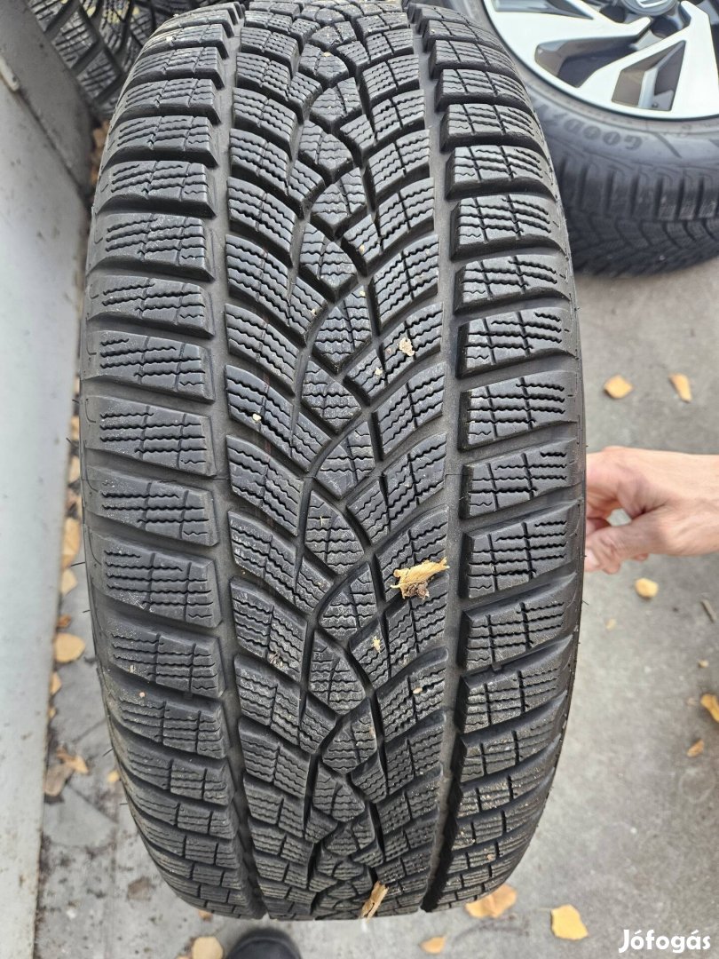 215/55 R16 Honda téli kerék