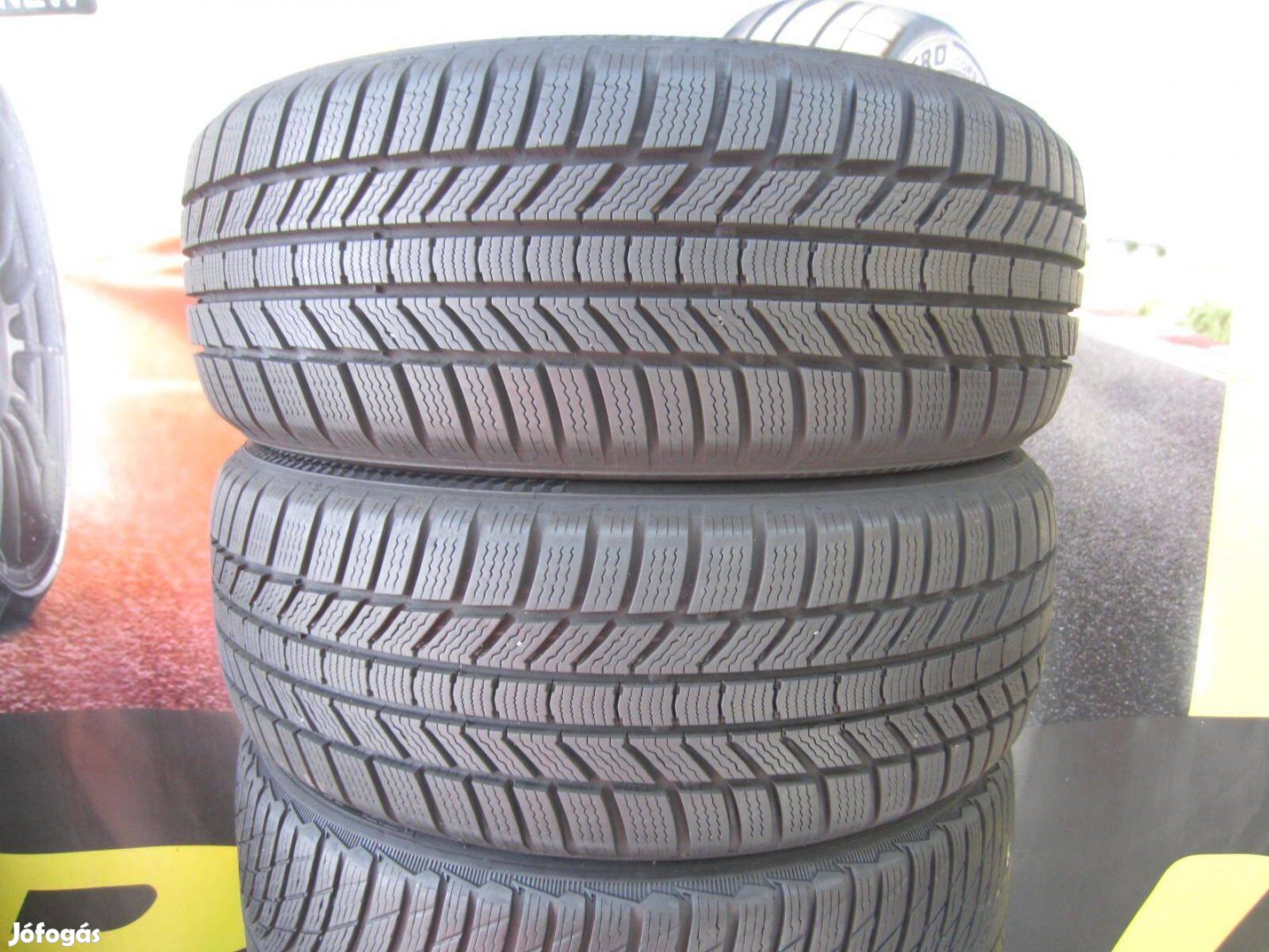 215/55 R17 Continental TS870P SEAL 94H