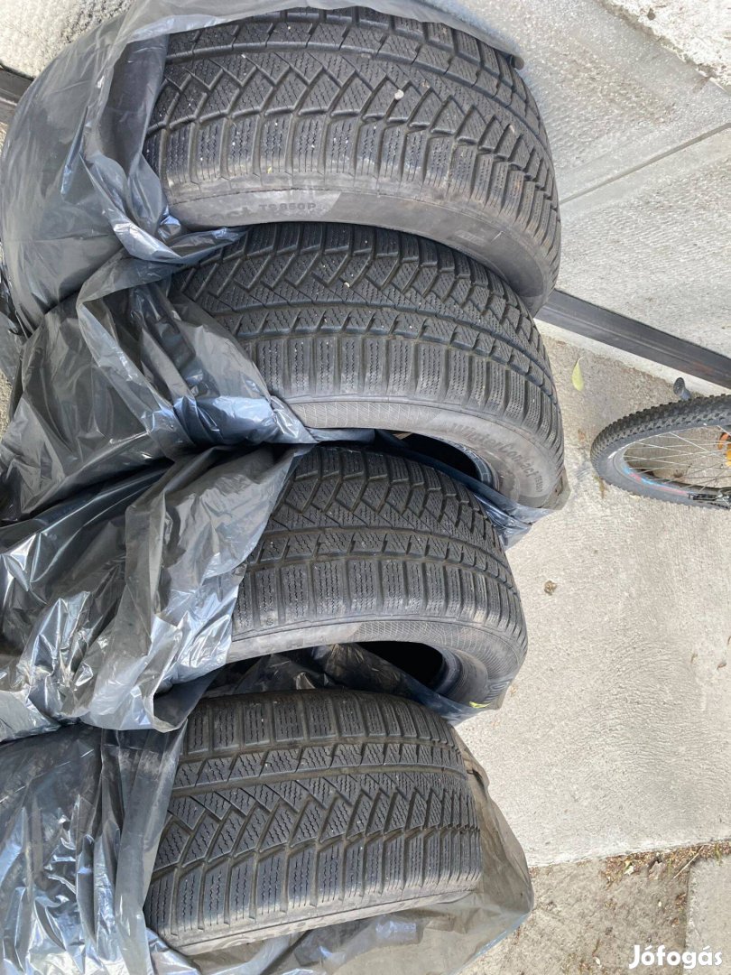 215/55 R17 Continental Téli gumi