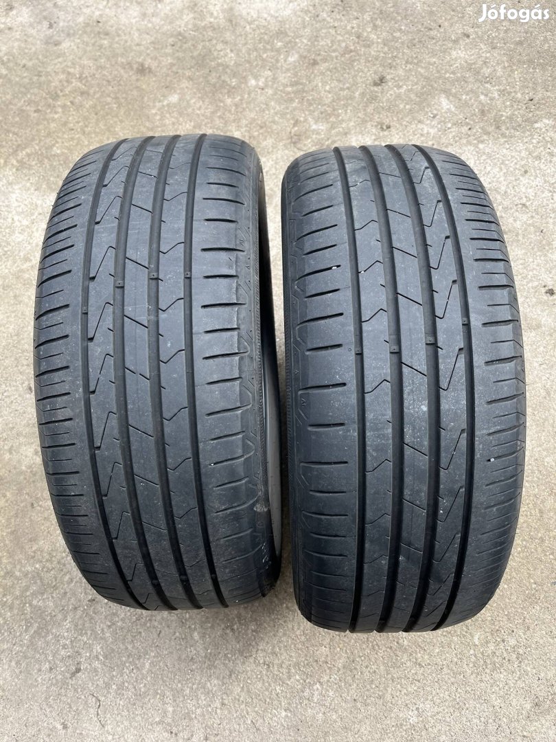 215/55 R17 Hankook 