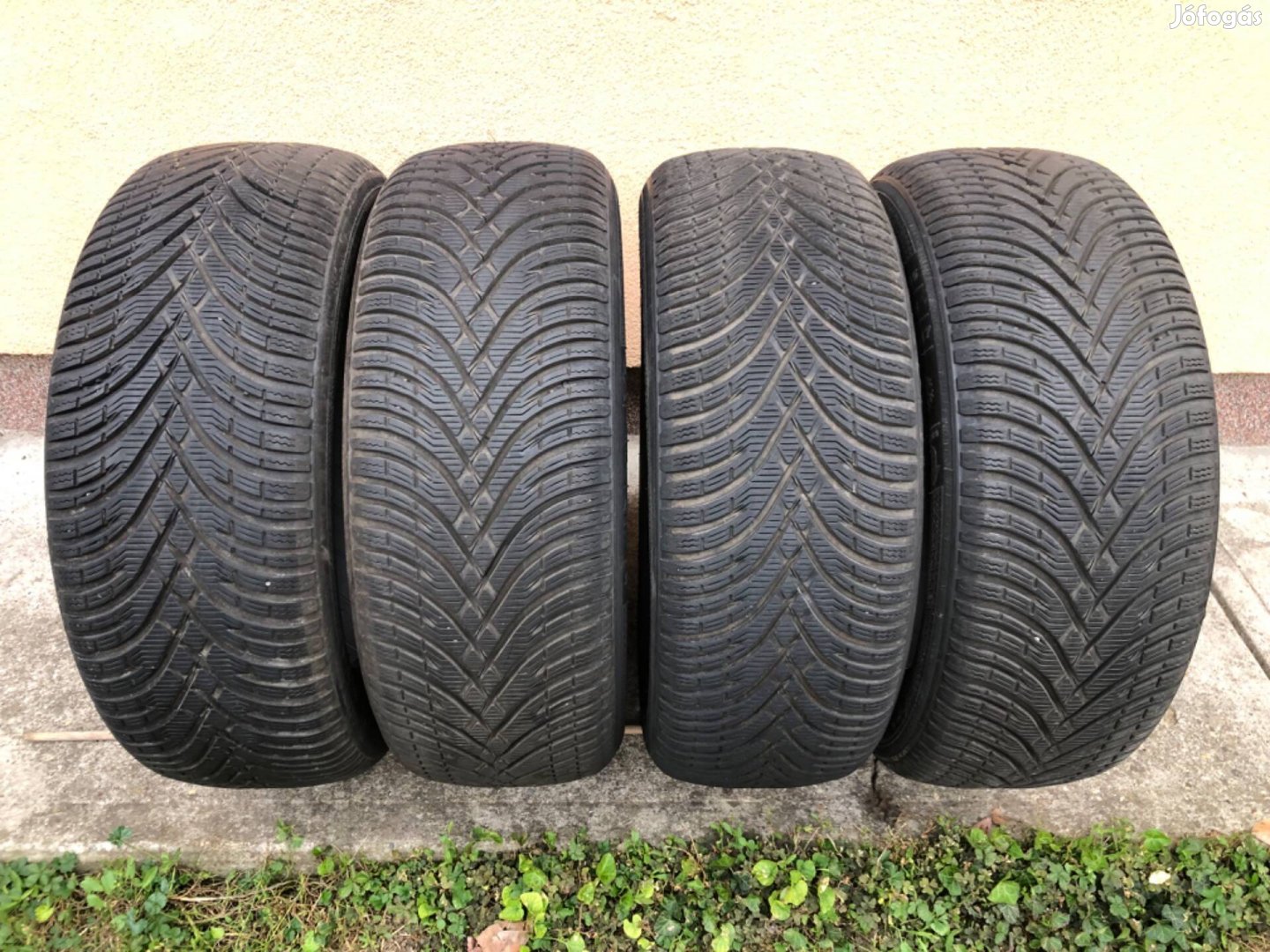 215/55 R17 Kleber téli gumi garnitura 215 55 17