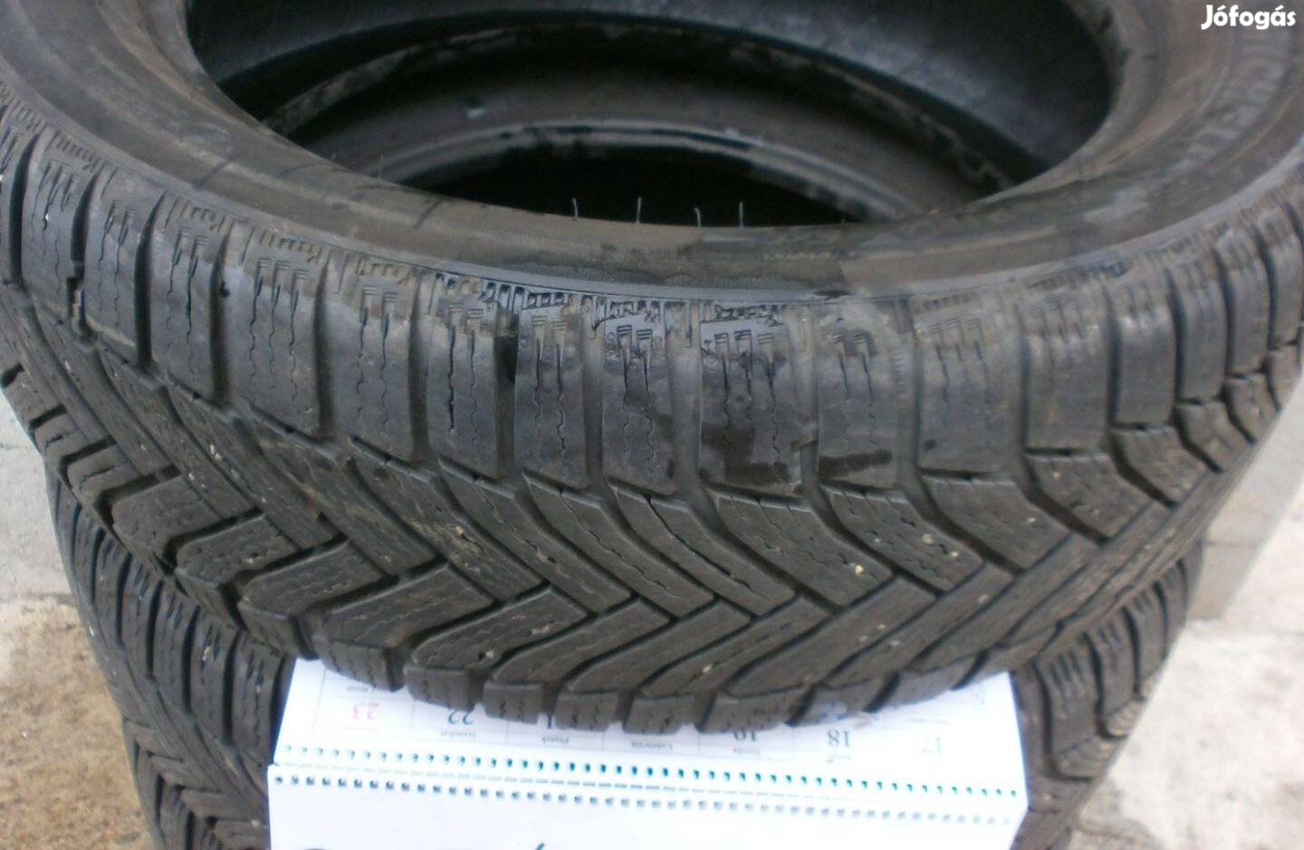 215/55 R17 Michelin téligumi 4 db