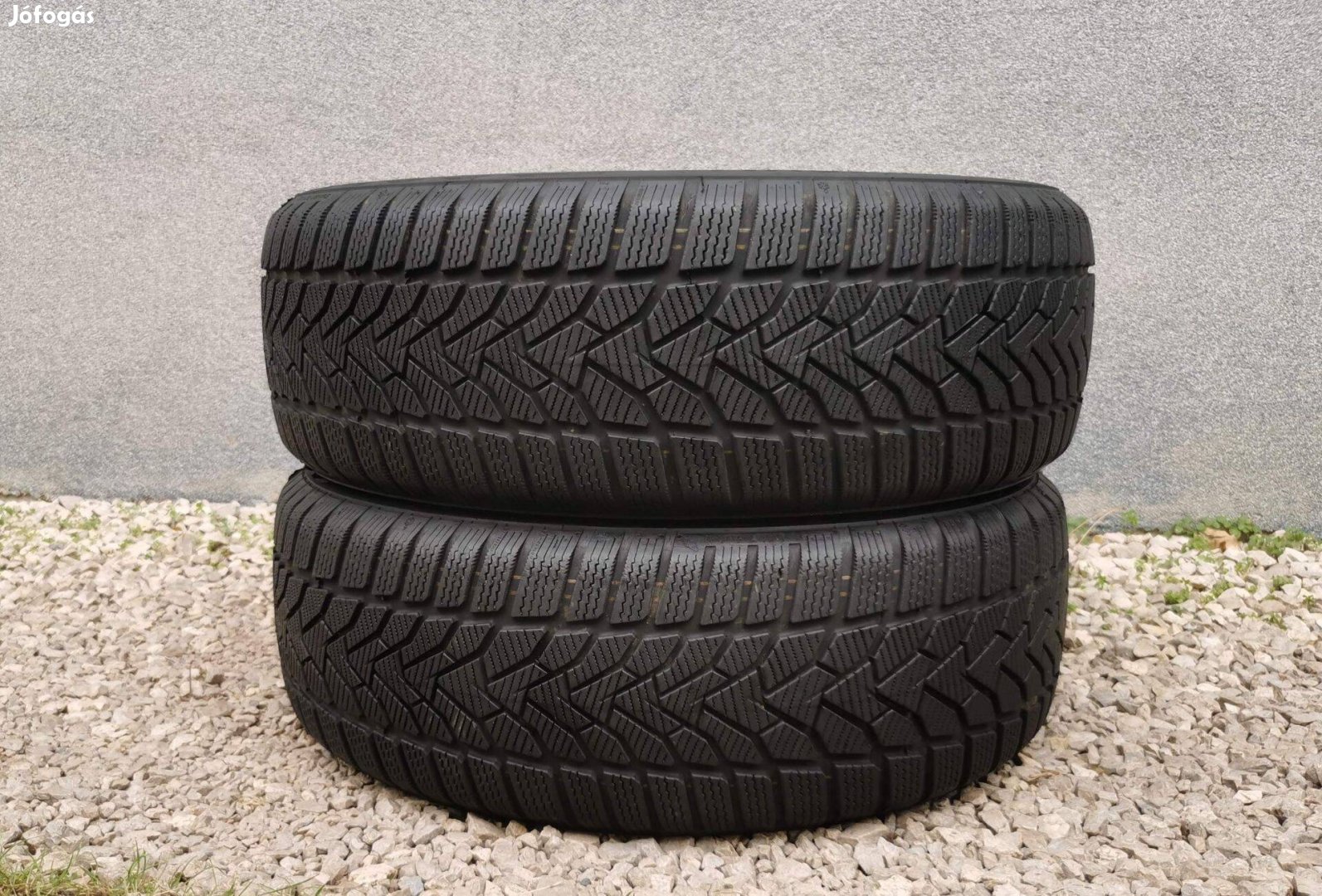 215/55 R17 Uniroyal Winterexpert 2023  téligumi 2db