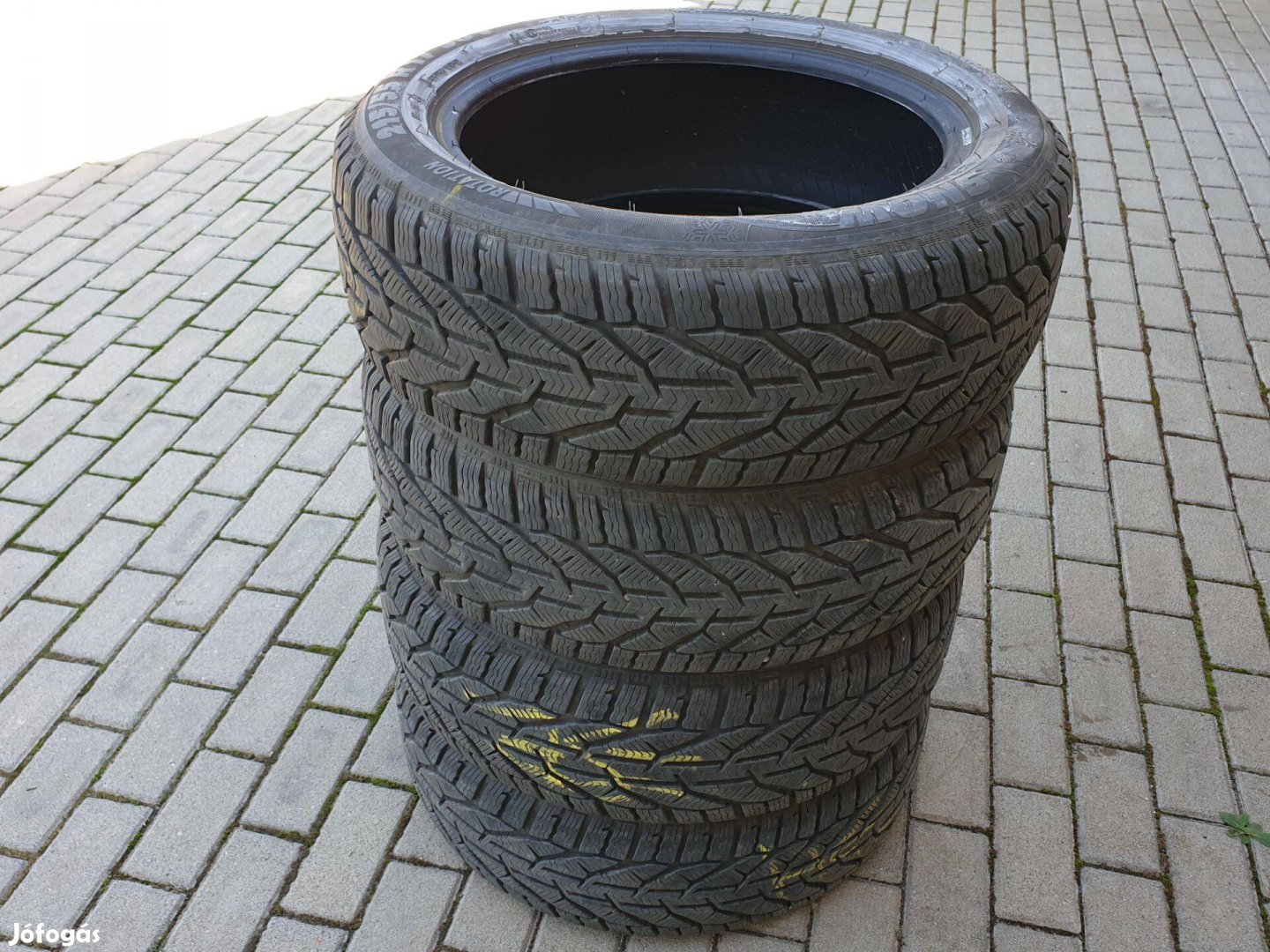 215/55 R17" Kormoran téli gumi garnitúra