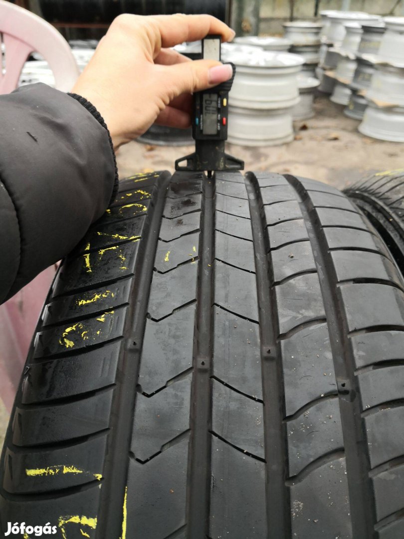 215/55 R18 Kumho nyári gumi 94000ft a 4db /544/