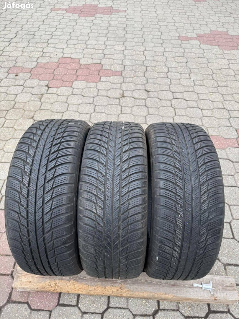 215/55 r17 Bridgestone téli