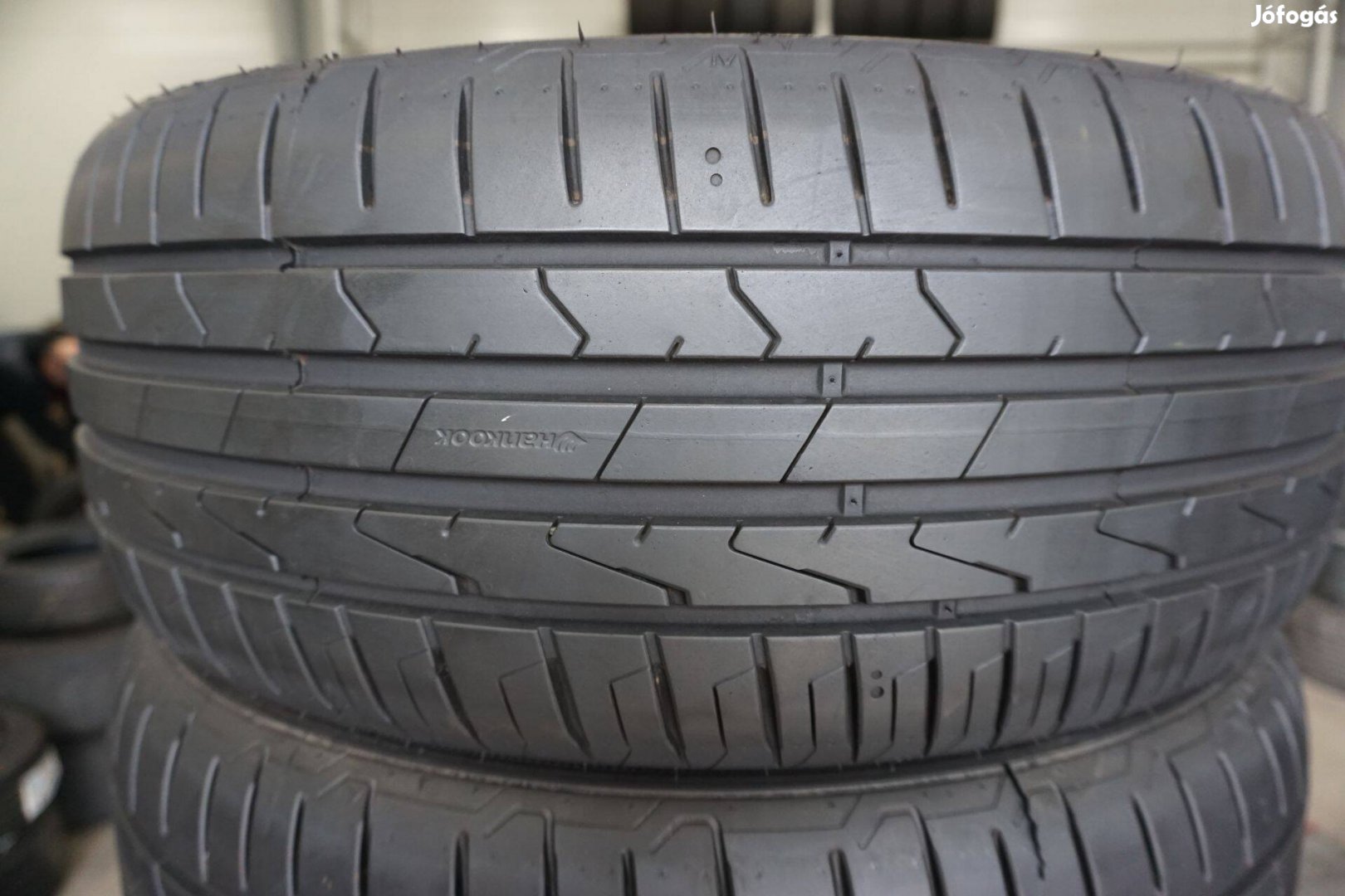 215/55 r17 Hankook nyári gumi 215/55r17