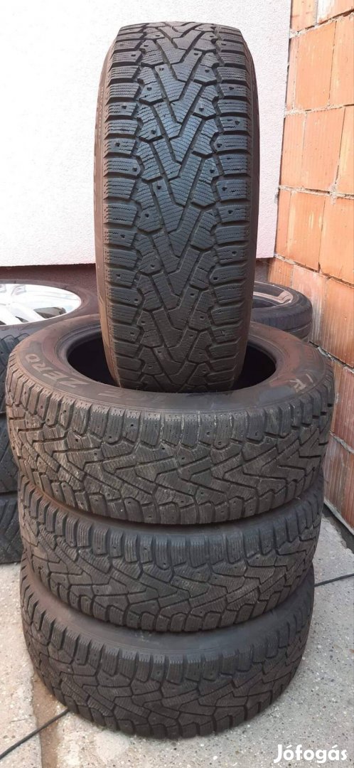 215/55 r18 Pirelli teli gumi eladó 