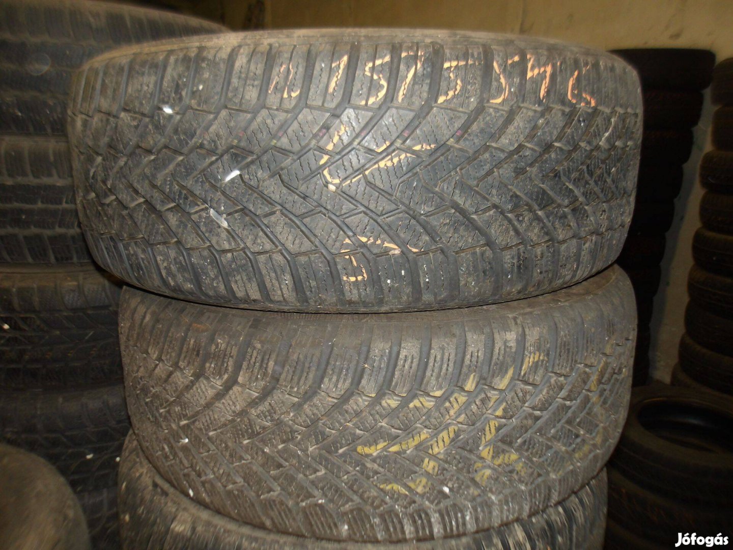 215/55r16 Continental téli gumik ajándék szereléssel