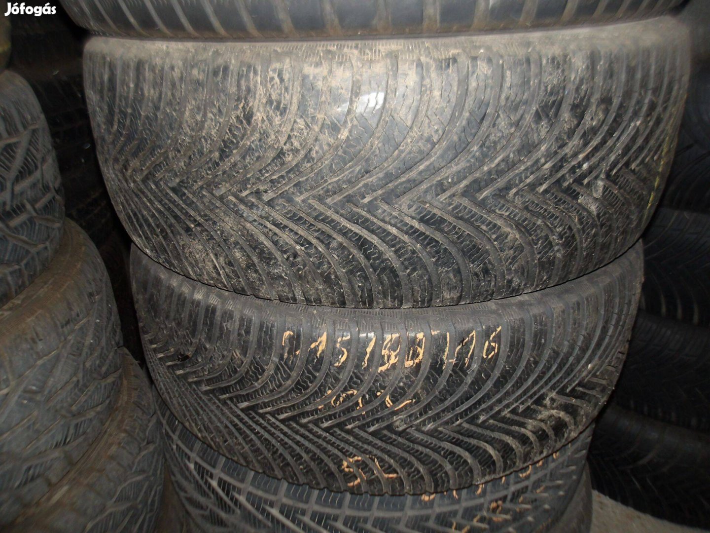 215/55r16 Michelin téli gumi ajándék szereléssel