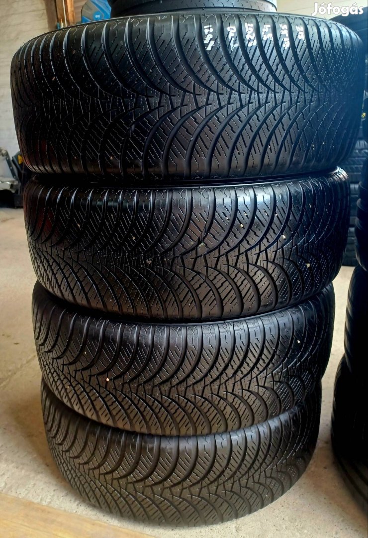215/55r17 4évszakos 4db Falken 
