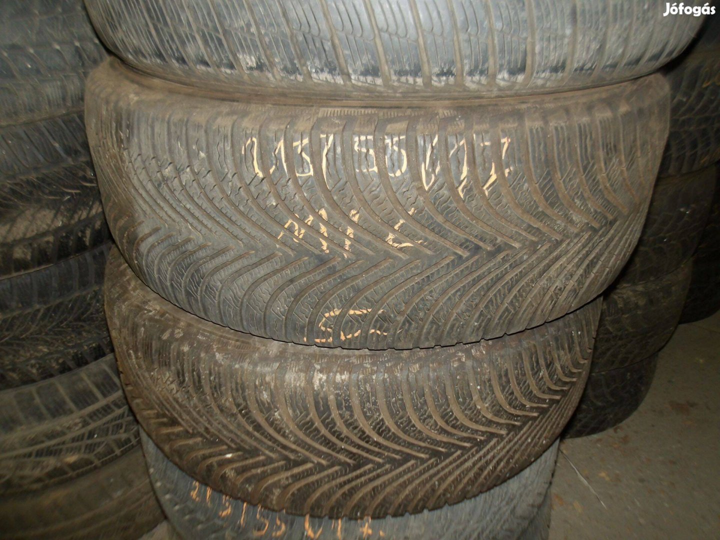 215/55r17 Michelin téli gumi ajándék szereléssel