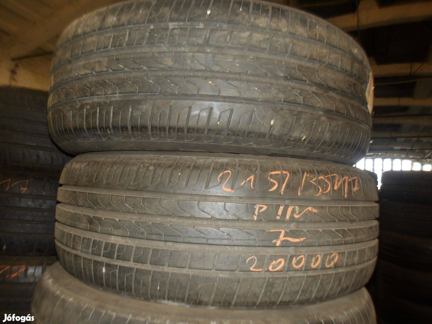 215/55r17 Pirelli nyári gumi ajándék szereléssel