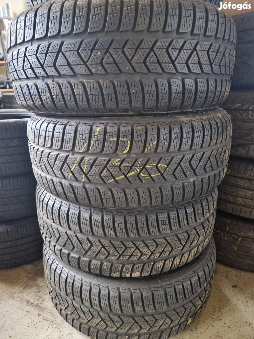 215/55r17 Pirelli teli garnitúra  6mm 2021