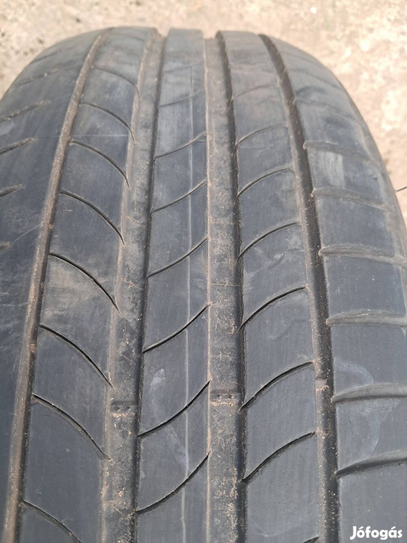 215/55r17 michelin energy saver nyári gumi 1db 8000ft
