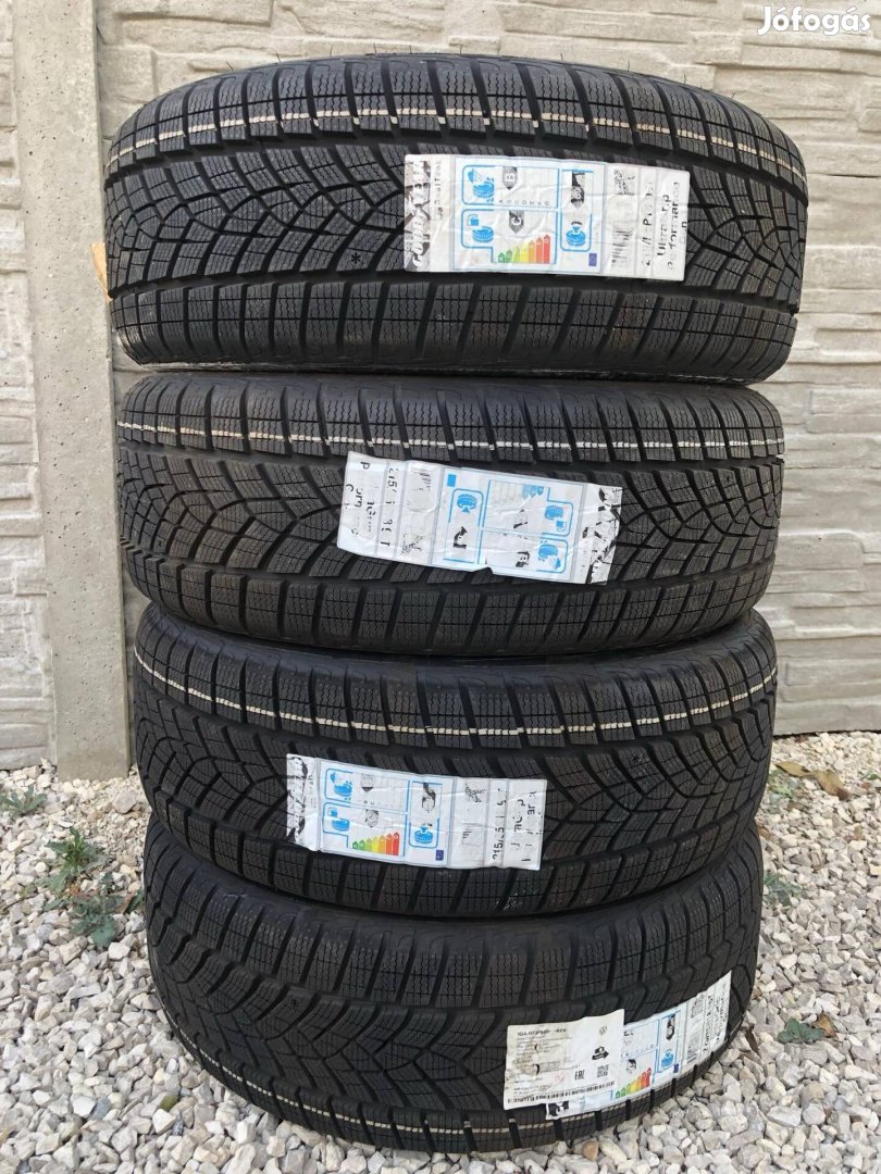 215/55r18 Új Goodyear Ultra Grip Performance Téli Gumi 