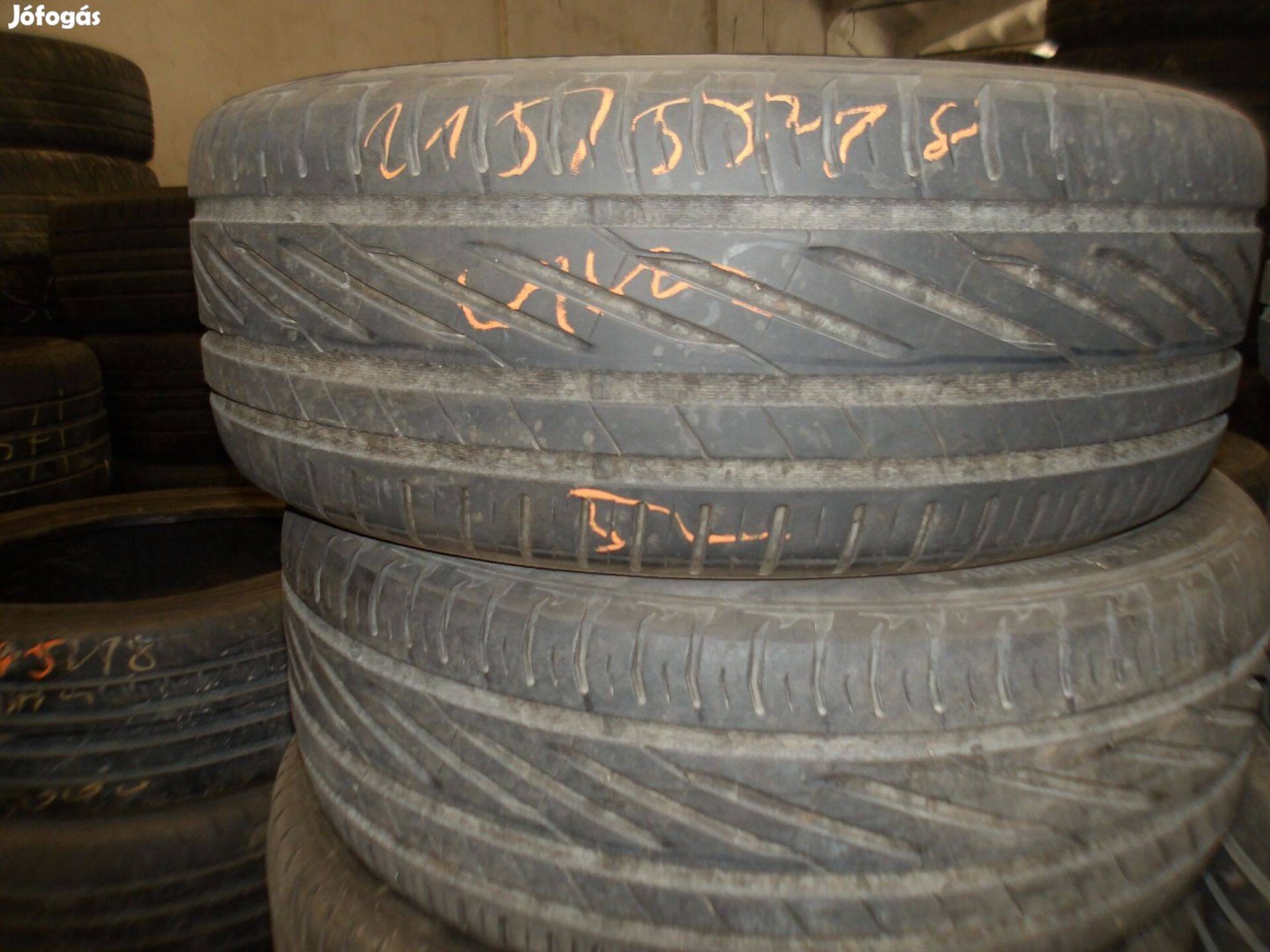 215/55r18 Uniroyal nyári gumi ajándék szereléssel
