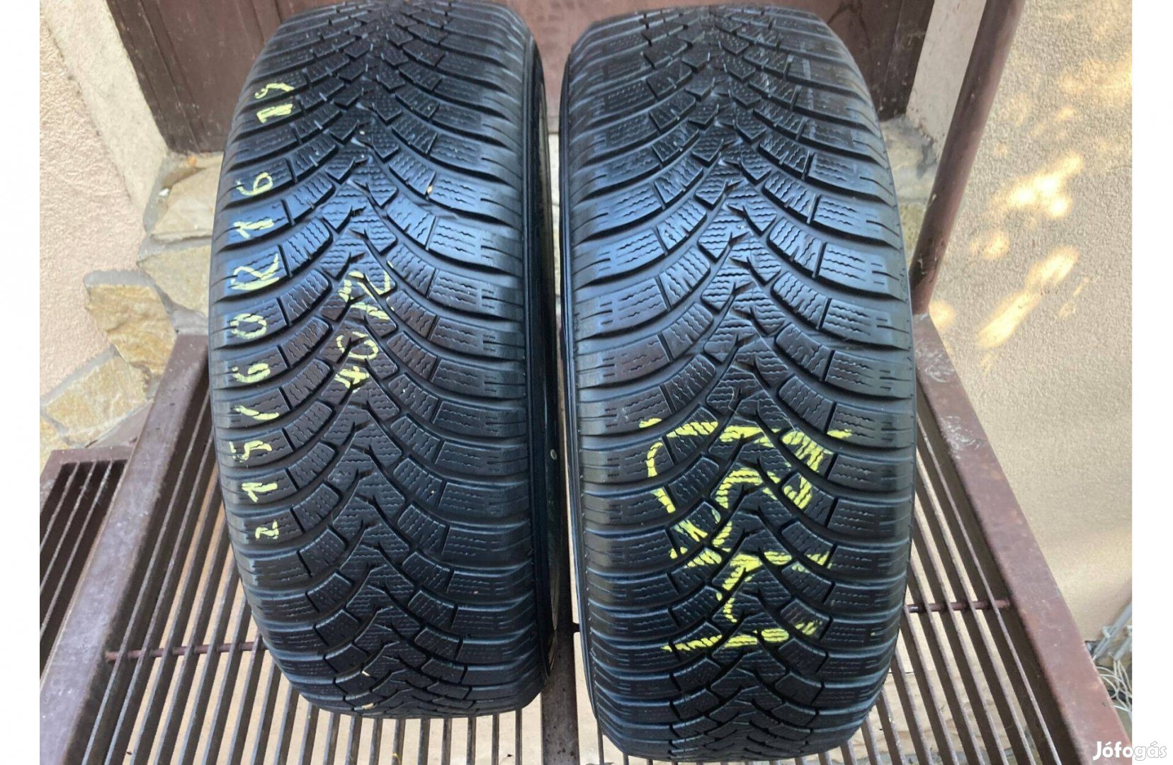 215/6016 használt Falken téli gumi
