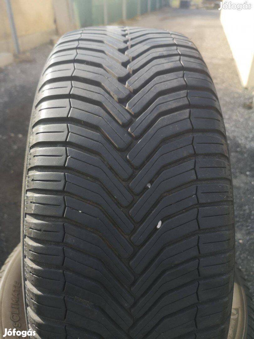 215/60R16 60e/4db Négyévszakos michelin gumik