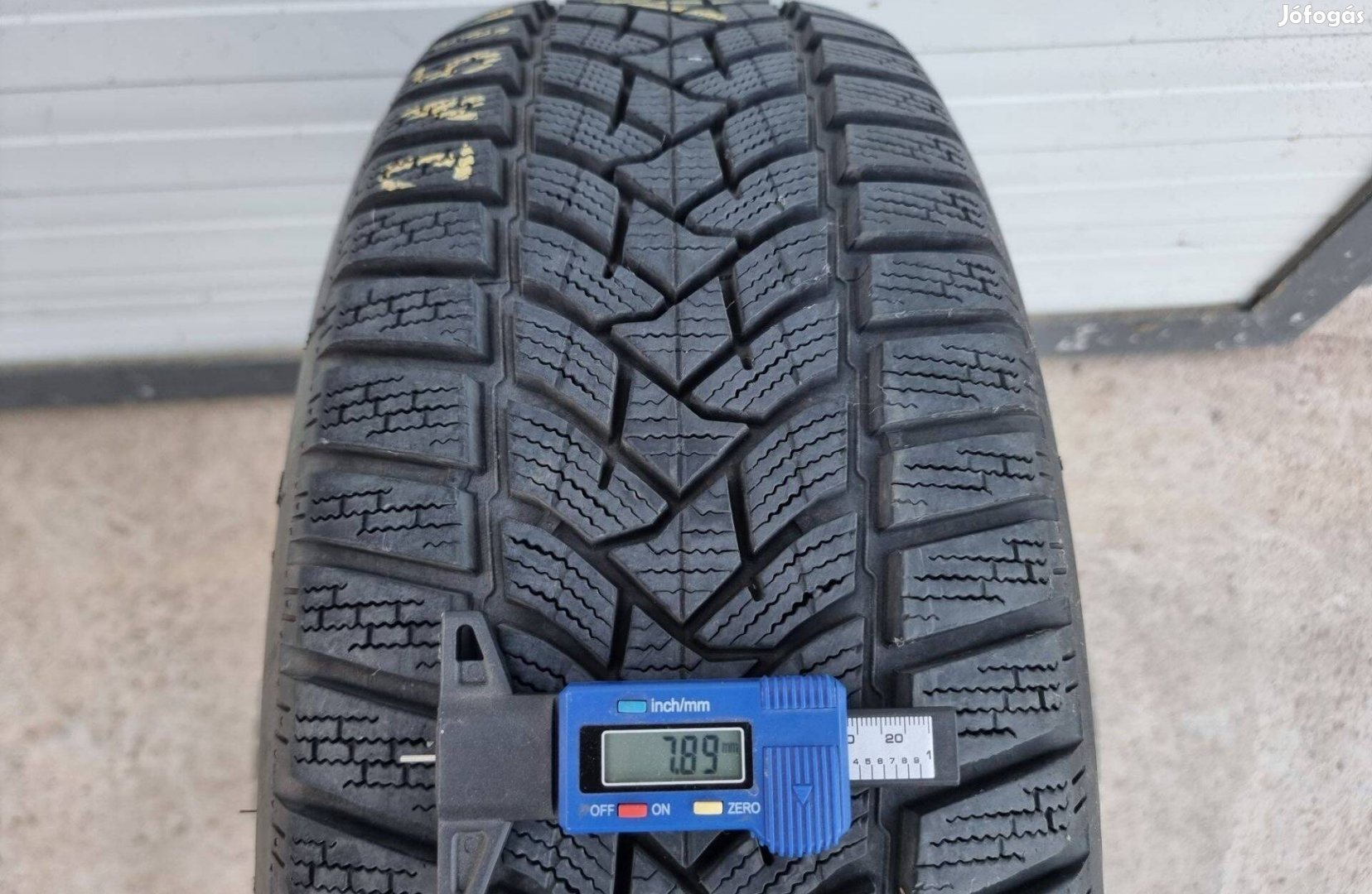 215/60R16 Dunlop téli gumi 2db teljesen újszerű állapotban eladó!