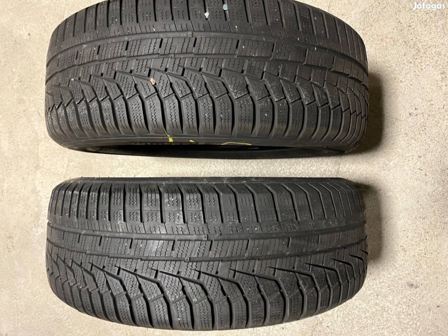 215/60R16 Hankook téligumi