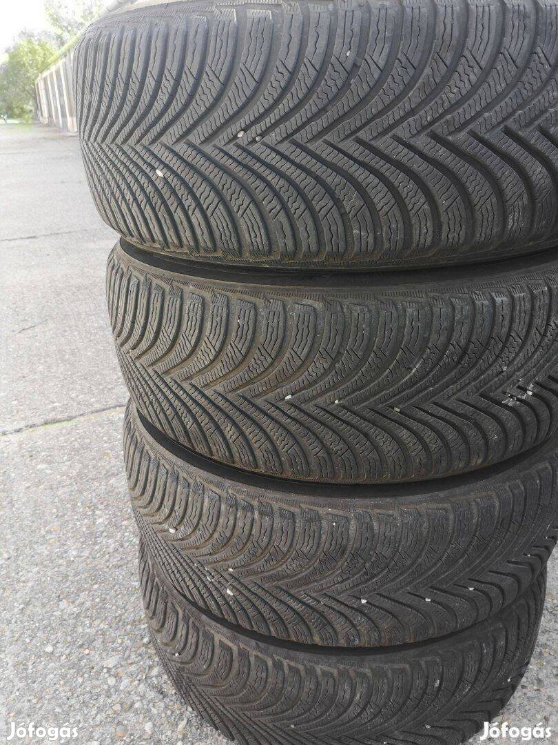 215/60R16 Kiárusítás 55e/4db Michelin Alpin téligumik