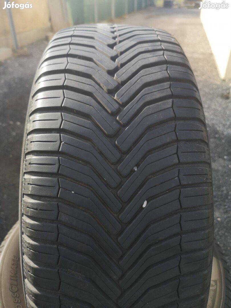 215/60R16 Négyévszakos michelin gumik