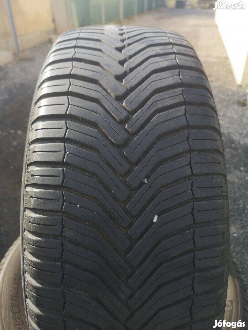 215/60R16 Négyévszakos michelin gumik