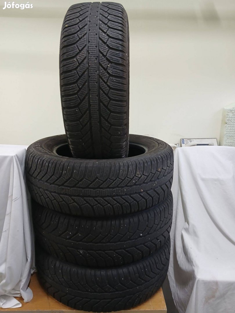 215/60R16 Semperit téli gumi garnitúra szett