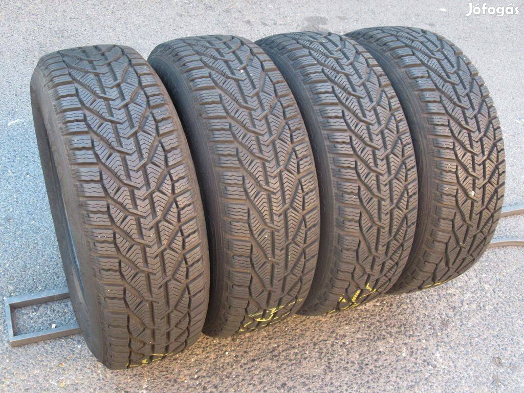 215/60R16 Új állapotú Kormoran Snow XL téligumi 16" téli gumi