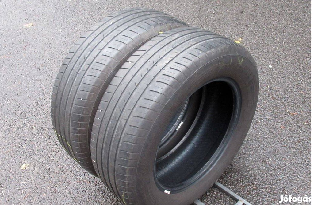 215/60R16 Vredestein Ultrac nyárigumi pár 16" nyári gumi